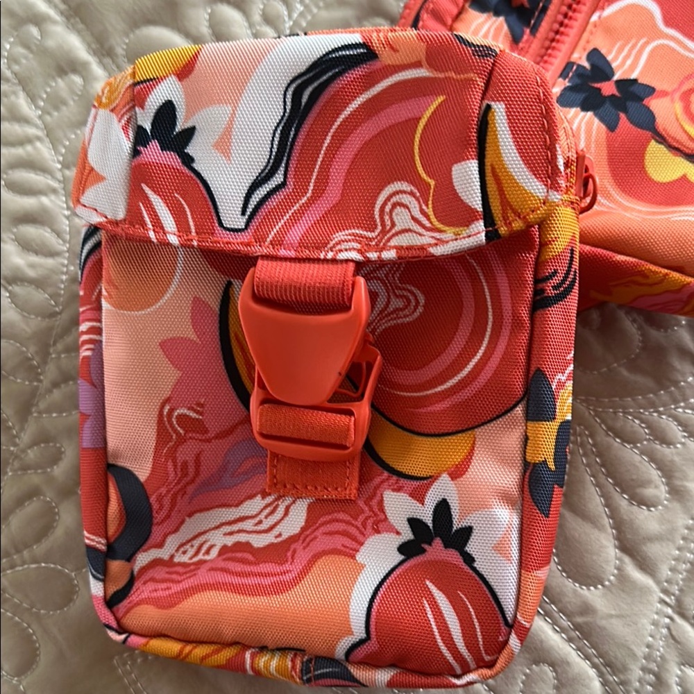 Vera Bradley Reactive Belt Bag Sling Rose Agate Fanny Pack Crossbody - Picture 5 of 6